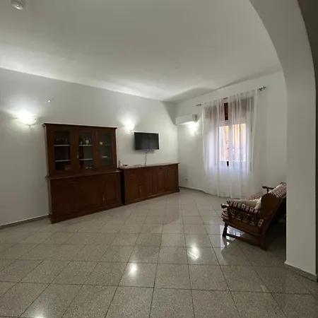 Adelina House Ferienhaus