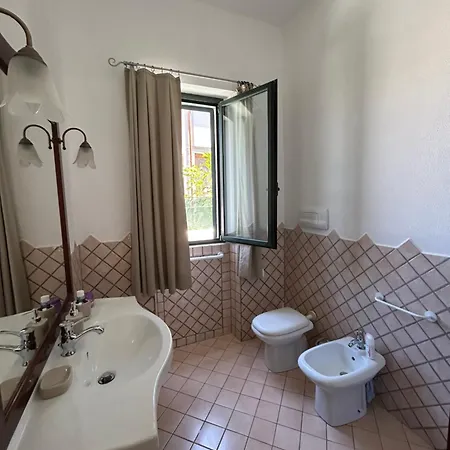 Nyaraló Adelina House *